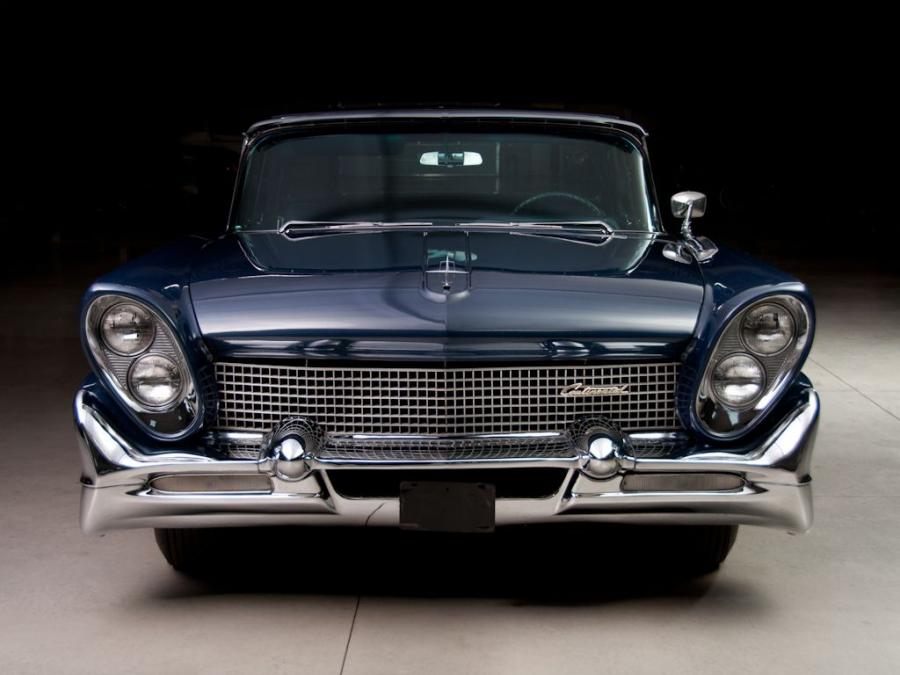  Lincoln Continental Mark III Landau 1958 года  (фото 4 из 15)